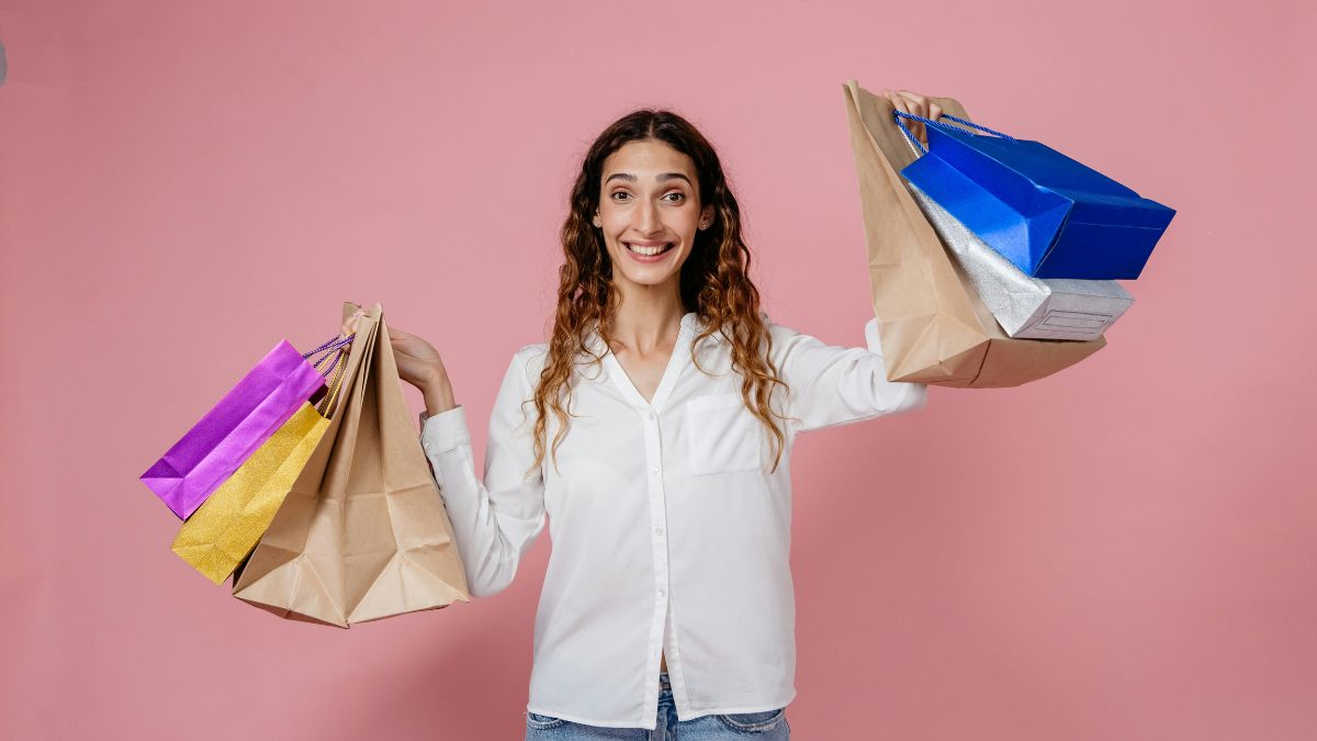 Checking whose birthday is today on a mobile phone