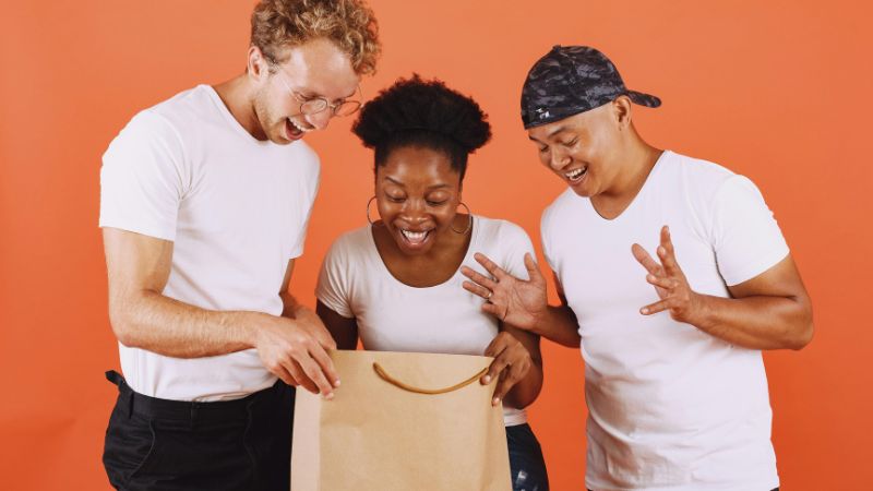 7 Best Ways to Plan a Surprise Birthday Party on a Budget