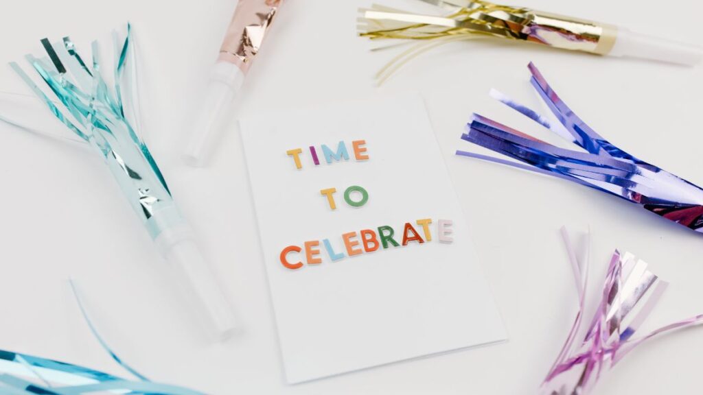 birthday card idea 7 Things to Write in a Birthday Card When You Have No Idea What to Say