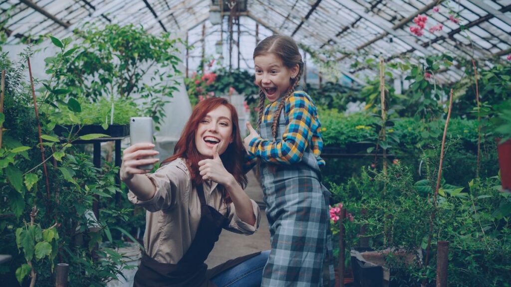 45 Deep Birthday Wishes for Mom That Go Far Beyond Happy Birthday